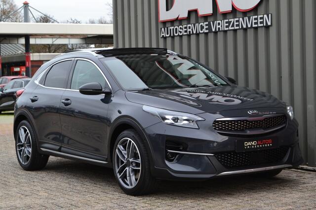 KIA Xceed 1.6 T-GDI Platinum Edition 204PK LED/Leer/Pano/ACC