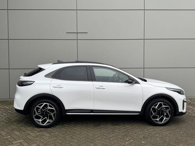 KIA Xceed 1.5 T-GDi DCT7 GT-Line | Panoramaschuifdak | Stoelverwarming | LED-koplampen | Dodehoekassistentie | Achteruitrijcamera | Privacy glass | Stuurwielverwarming |