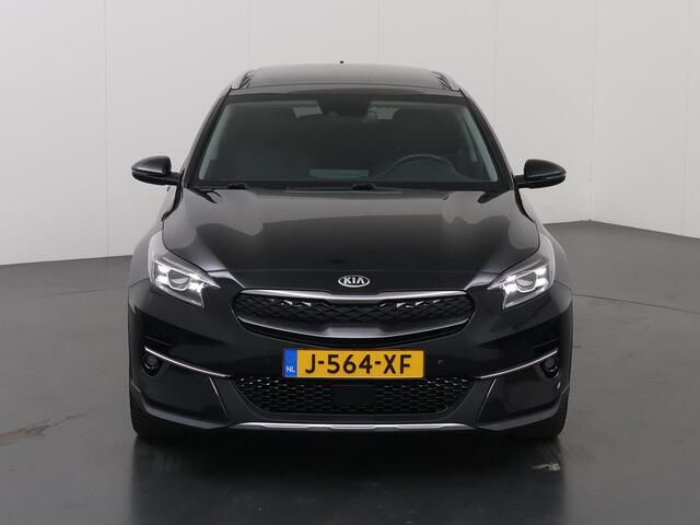 KIA Xceed 1.6 GDi PHEV ExecutiveLine | Panoramadak | Lederen Bekleding | Stoelventilatie | Elektrisch verstelb. bestuurdersstoel met geheugen | Stoel/Stuurwielverwarming