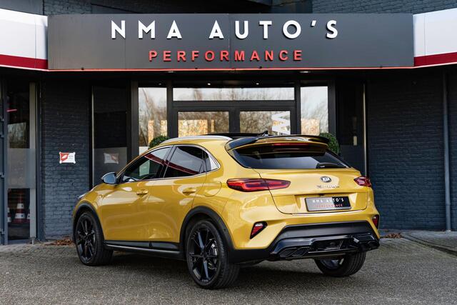 KIA Xceed 1.6 T-GDi LAUNCH EDITION PANO / ACC / SPECIAAL UITLAAT / BOMVOL / DEALAER ONDERHOUDEN / CUSTOM