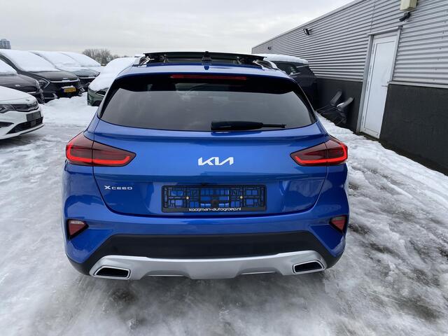 KIA Xceed 1.6 GDi PHEV ExecutiveLine Edition Schuif-/kanteldak, stoel verwarming én ventilatie, navigatie Apple CarPlay/Android Auto, dodehoek detectie, achterbank verwarming