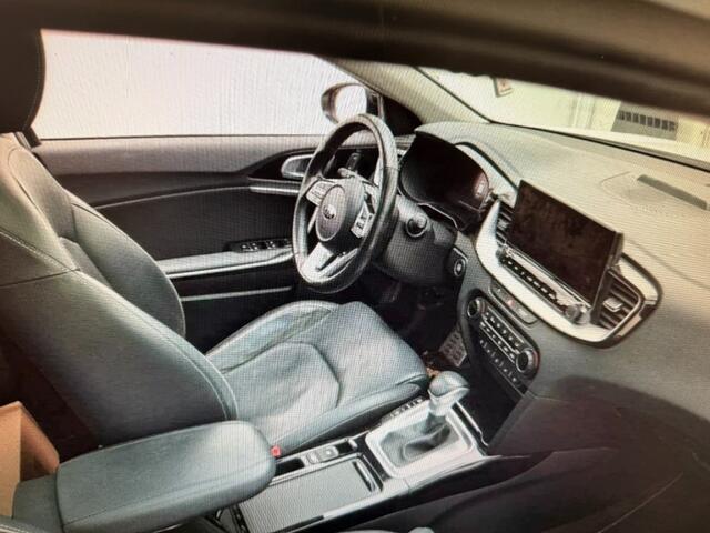 KIA Xceed 1.6 GDI PHEV Executive,Full Options!,Schuifdak,Stoelkoel/verw,Memory,Leer,LED,