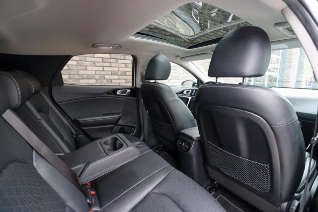 KIA Xceed 1.6 GDi PHEV ExecutiveLine | Panoramadak | Adaptieve cruise | Rijklaarprijs - incl.garantie