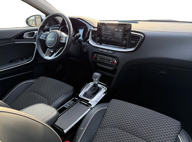 KIA Xceed 1.6 GDi PHEV DynamicPlusLine I Navi I Cruise I Half-Leder | Apple Carplay/Android Auto | Cruise control | Stoelverwarming