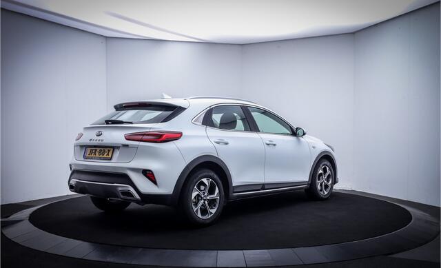 KIA Xceed 1.5 T-GDI DynamicLine FULL LED | CAMERA | CARPLAY | DAB | CLIMA | CRUISE