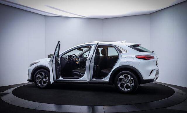 KIA Xceed 1.5 T-GDI DynamicLine FULL LED | CAMERA | CARPLAY | DAB | CLIMA | CRUISE