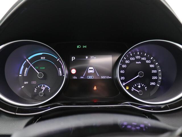 KIA Xceed 1.6 GDi PHEV Dynamicplusline 141PK DCT6 SOH 100%, Pano-Schuifdak, Trekhaak, 18" LM Velgen, Achteruitrijcamera, Side assist, Stuur/stoelverwarming, Elek. achterklep, Adaptieve Cruise