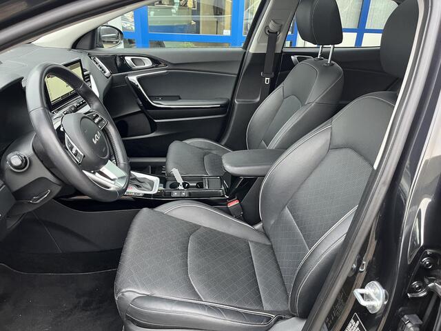 KIA Xceed 1.6 GDi PHEV ExecutiveLine | 10 jaar garantie, Schuifdak, Stoel ventilatie, Elektr. stoel, Dodehoekherkenning, Elekr. achterklep, 18 inch velgen, 1e eigenaar, dealer onderhouden!