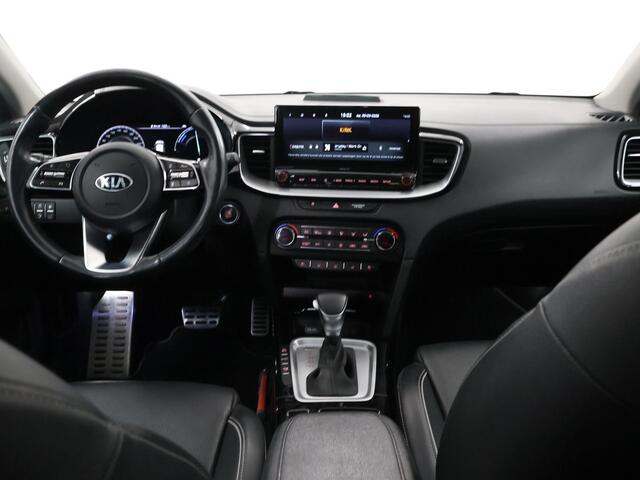KIA Xceed 1.6 GDi PHEV ExecutiveLine | Trekhaak | Panoramadak | Lederen Bekleding | Stoelventilatie | Elektrisch verstelb. bestuurdersstoel met geheugen | Stoel/Stuurwielverwarming