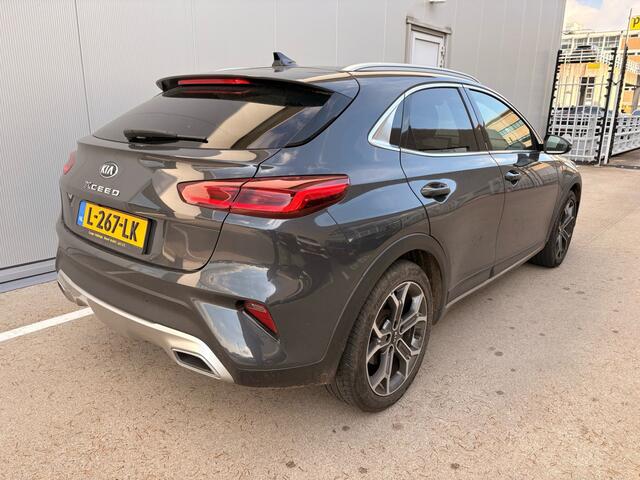 KIA Xceed 1.6 T-GDi 204pk ExecutiveLine Automaat / Navigatie / Stoelverwarming / Camera / LED