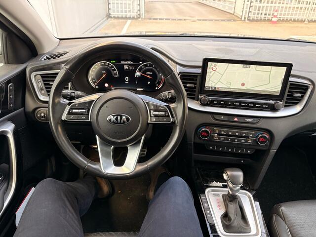 KIA Xceed 1.6 T-GDi 204pk ExecutiveLine Automaat / Navigatie / Stoelverwarming / Camera / LED