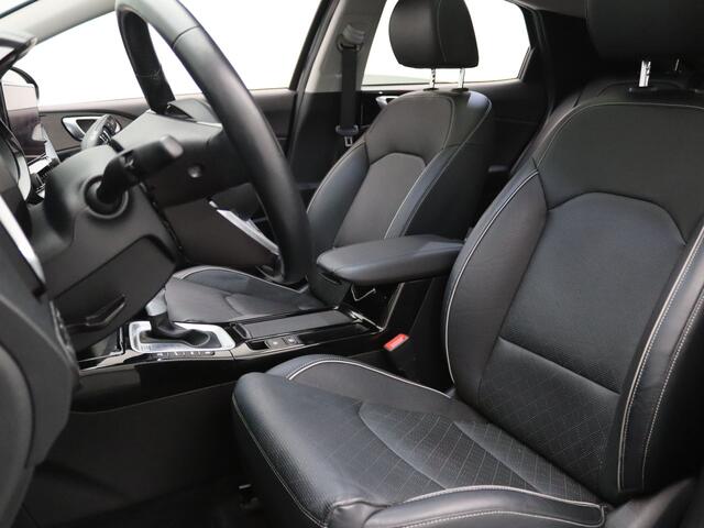 KIA Xceed 1.6 GDi PHEV ExecutiveLine 140pk Camera | Adapt. Cruise | Stoel-/stuurverw. | Panoramadak