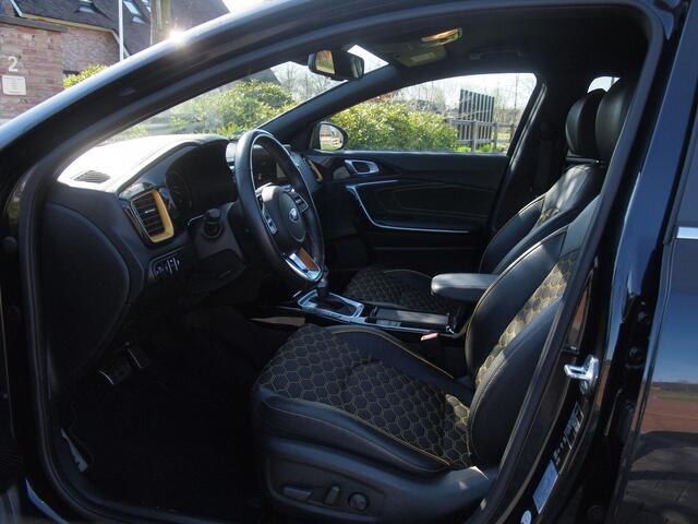 KIA Xceed 1.4 T-GDi DynamicPlusLine | Automaat | Camera | Trekhaak | Apple Carplay | Dealeronderhouden |