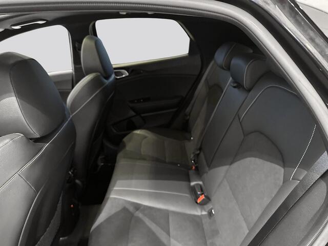 KIA Xceed 1.5 T-GDi GT-PlusLine | Panoramaschuifdak | Stoelverwarming | LED-koplampen | Dodehoekassistentie | Achteruitrijcamera | Privacy glass | Stuurwielverwarming |