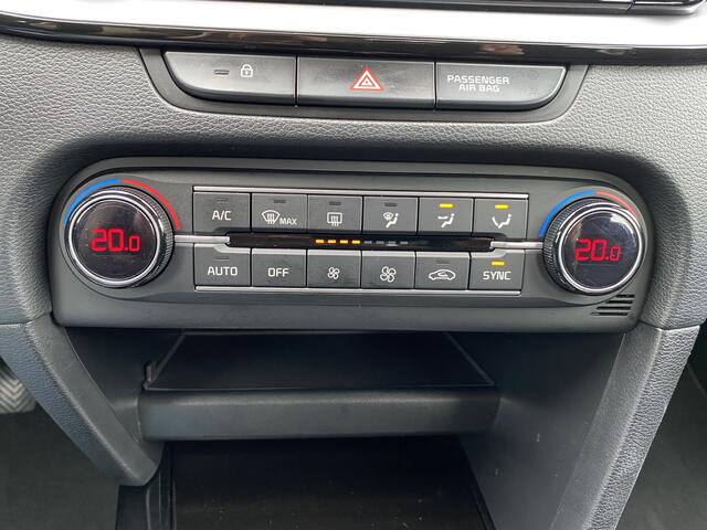 KIA Xceed 1.0 T-GDi DynamicLine , App Connect , Camera ,