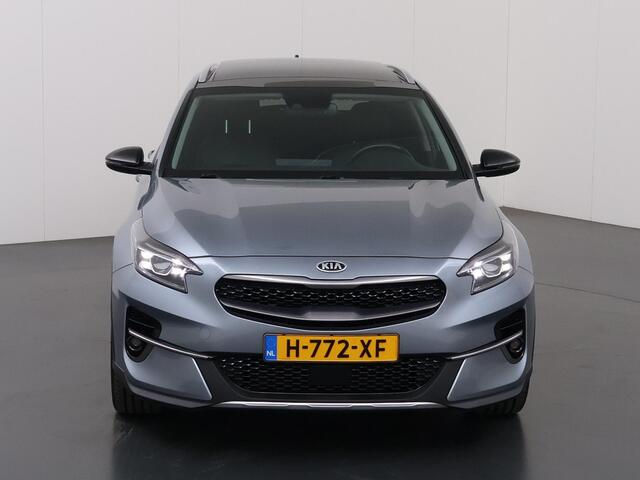KIA Xceed 1.4 T-GDi ExecutiveLine | Panoramadak | Lederen Bekleding | JBL Audio | Dodehoekdetectie | Stoelventilatie | Elektrisch bedienbare bestuurdersstoel met geheugenfunctie