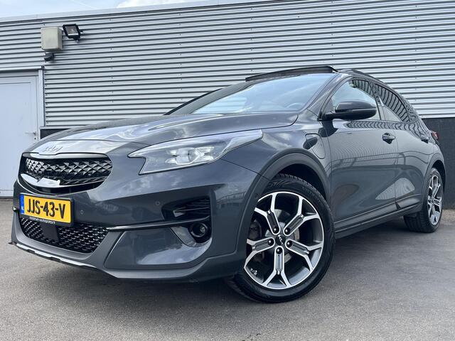 KIA Xceed 1.6 GDi PHEV ExecutiveLine Trekhaak, Schuif/kanteldak, Stoelventilatie, stuur- & stoelverwarming, navigatie Apple CarPlay/Android Auto, dodehoek detectie, Plug-In & automaat!