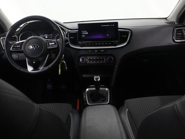 KIA Xceed 1.0 T-GDi DynamicLine | Trekhaak | Navigatie | Parkeercamera | Climate Control | Cruise Control |