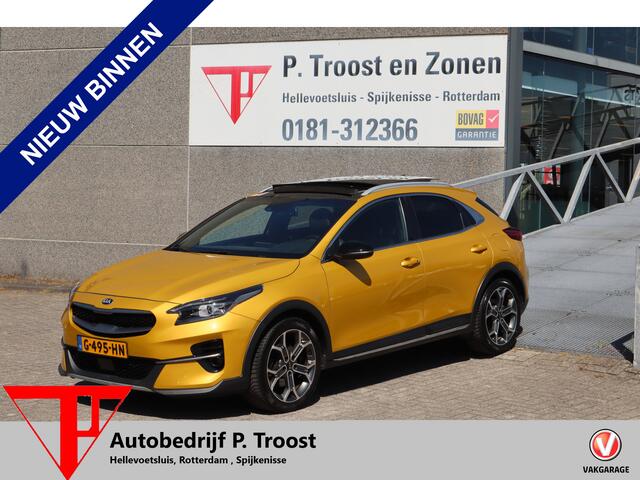 KIA Xceed 1.4 T-GDi DynamicPlusLine Panoramadak!Stuurverwarming/Stoelverwarming/Lane assist/Adaptieve cruise control/Apple carplay/Achteruitrijcamera/Navigatie/DAB/