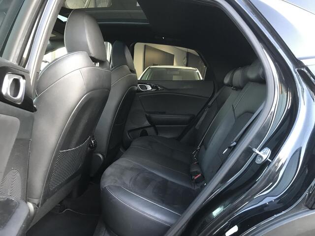 KIA Xceed 1.0 Black Edition Panoramadak 7 JAAR GARANTIE