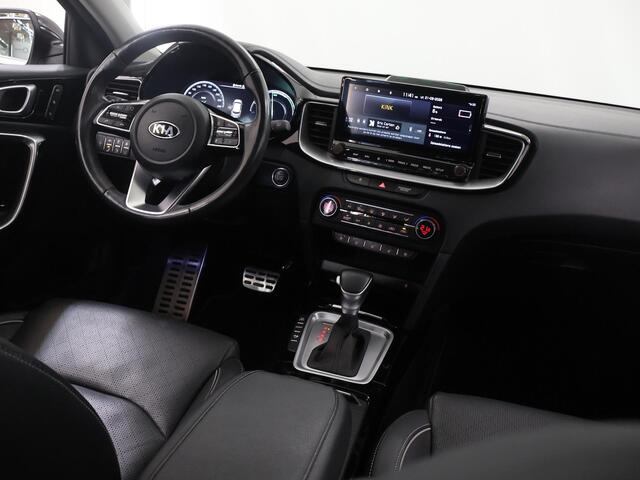 KIA Xceed 1.6 GDi PHEV ExecutiveLine | Trekhaak | Panoramadak | Lederen Bekleding | Stoelventilatie | Elektrisch verstelb. bestuurdersstoel met geheugen | Stoel/Stuurwielverwarming