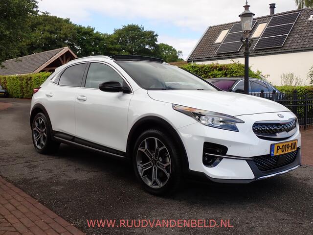 KIA Xceed 1.6 GDi PHEV STOELVENTILATIE / ACC / TREKHAAK / LEDER / SCHUIF-DAK / CARPLAY