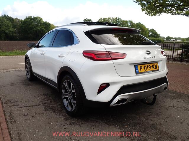 KIA Xceed 1.6 GDi PHEV STOELVENTILATIE / ACC / TREKHAAK / LEDER / SCHUIF-DAK / CARPLAY