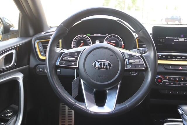 KIA Xceed 1.4 T-GDi DynamicPlusLine Automaat, Stoel & Stuurverwarmd, Camera, Cruise, Pano