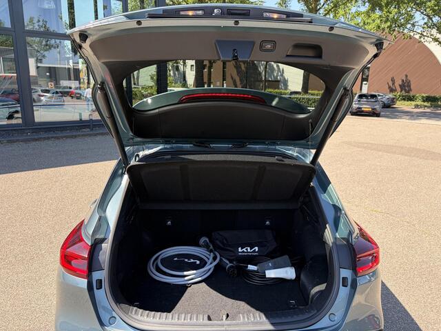 KIA Xceed 1.6 GDi PHEV ExecutiveLine VAN: 25.900,- VOOR: 23.877,- UW WKVOORDEEL: 2.023,- | KIA GARANTIE T/M 2030 DEALER ONDERHOUDEN| FULL OPTION| MEM. STOEL| PANO| STOEL VENTILATIE | ELEKTRISCHE ACHTERKLEP| ACHTERBANK VERWARMD|