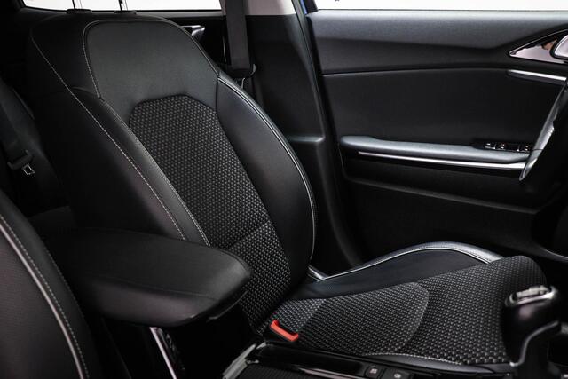 KIA Xceed 1.4 T-GDi DynamicPlusLine | HALF LEDER | STUURVERWARMING | DAB | APPLE | CAMERA | 18"