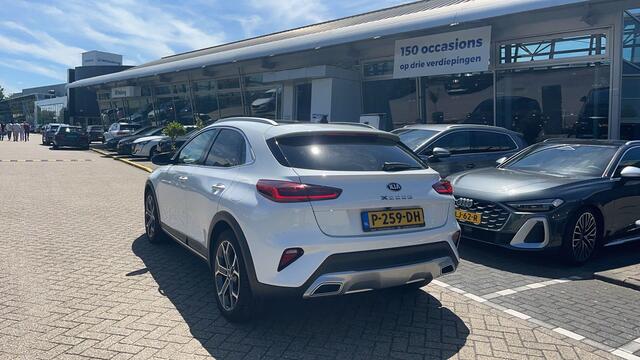 KIA Xceed 1.6 T-GDi DynamicPlusLine / Panoramadak / JBL Audio / Elektrische Achterklep / Digitale Cockpit / Achteruitrijcamera / Stuur + Stoelverwarming