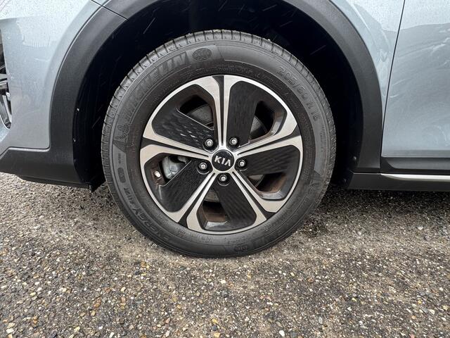 KIA Xceed 1.6 GDi PHEV DynamicPlusLine // KEYLESS // TREKHAAK // HALF LEDER // CAMERA+SENSOREN // STUUR+STOELVERARMING // NAVI+CARPLAY //
