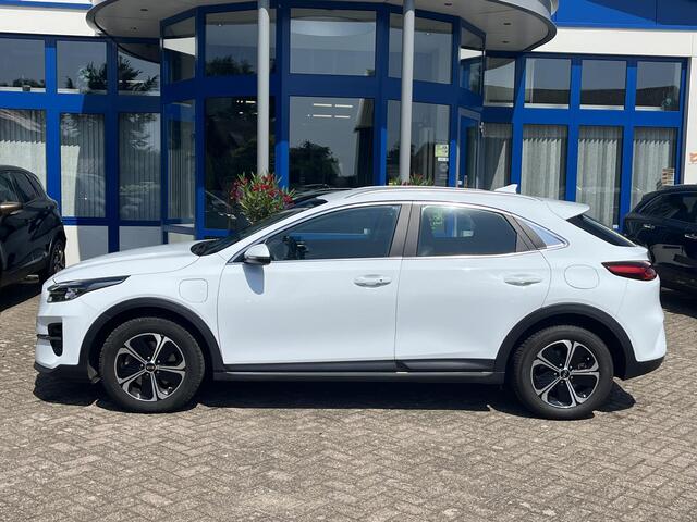 KIA Xceed 1.6 GDi PHEV DynamicLine l Cruise control, Camera, Stoel/stuur-verwarming, Half-leder, LED-verlichting.