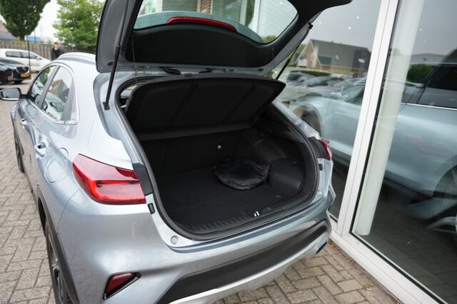 KIA Xceed 1.6 GDI PHEV DYNAMIC, Carplay, Stoelverwarming , Navi, Plugin
