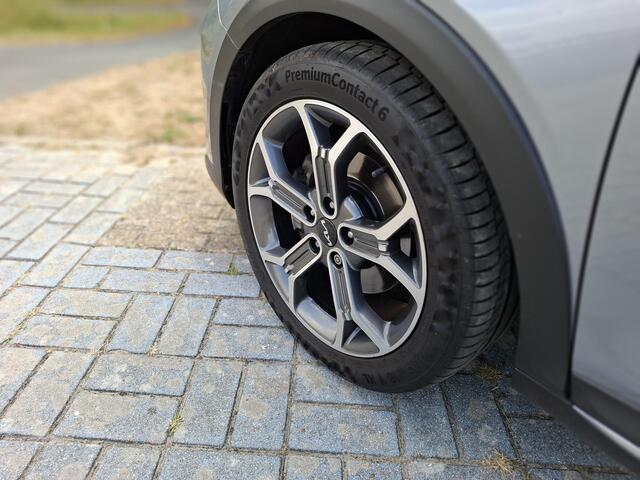 KIA Xceed 1.0 T-GDi DynamicLine Carplay | Camera | LED | Navi |