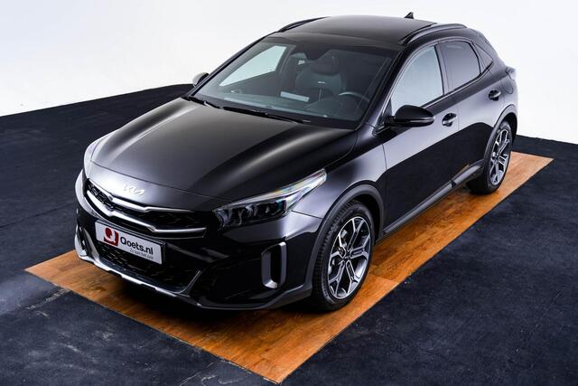 KIA Xceed 1.5 T-GDi GT-PlusLine Panoramdak - Adaptieve Cruise Control - Elektrisch verstelbare/verwarmde stoelen - Stuurverwarming - Surround view camera -