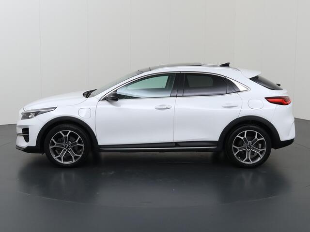 KIA Xceed 1.6 GDi PHEV ExecutiveLine | Trekhaak | Panoramadak | Lederen Bekleding | Stoelventilatie | Elektrisch verstelb. bestuurdersstoel met geheugen | Stoel/Stuurwielverwarming