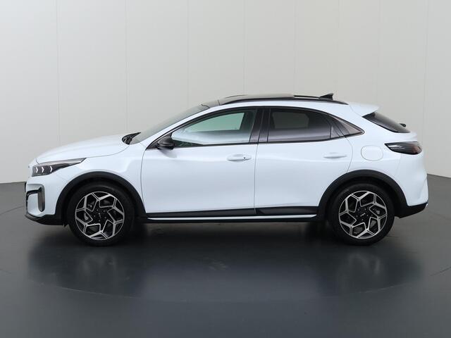 KIA Xceed 1.5 T-GDi DCT7 GT-Line | Panoramaschuifdak | Stoelverwarming | LED-koplampen | Dodehoekassistentie | Achteruitrijcamera | Privacy glass | Stuurwielverwarming |