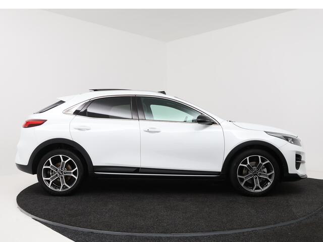 KIA Xceed 1.5 T-GDI MHEV DynamicPlusLine Style Pack Elektrisch glazen schuif-/kanteldak