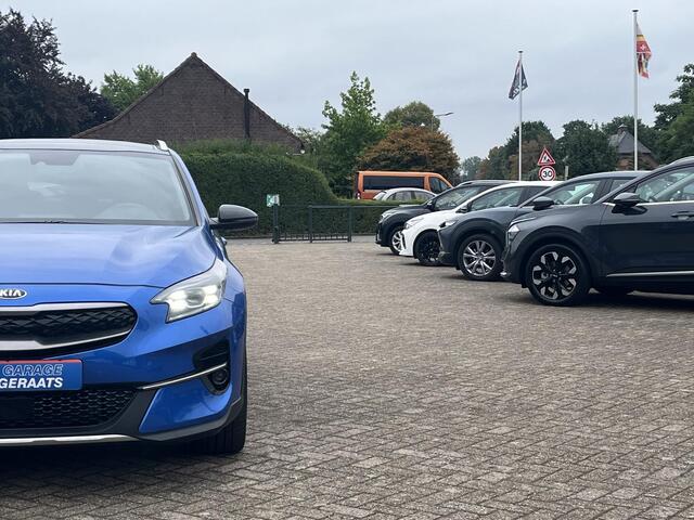 KIA Xceed 1.6 GDi PHEV ExecutiveLine l 1 Jaar garantie, Elektrische stoel met geheugen, Panoramadak, Adaptieve Cruise, Stoel/stuur verwarming V+A, Stoelventilatie voor, Dodehoek, Achteruitrijcamera, Parkeersensoren V+A, Super Luxe!
