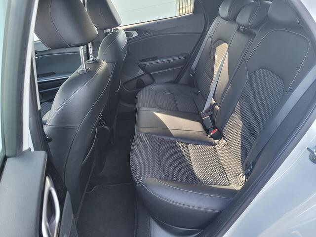 KIA Xceed 1.4 T-GDi DynamicLine | Trekhaak | Navigatie | Camera | 100% Dealer Onderhouden!