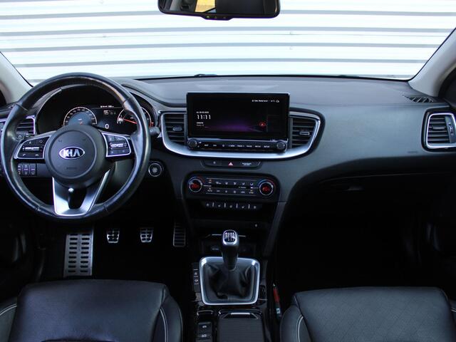 KIA Xceed 1.4 T-GDi ExecutiveLine | Trekhaak | Schuif-/kanteldak | Stuur-/stoelverwarming + ventilatie | 18" LM |