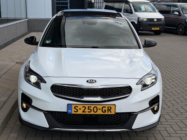 KIA Xceed 1.6 T-GDi ExecutiveLine | DESIGN PACK | Pano | ACC | Memory | Stoel/Stuurverwarming | JBL | Achteruitrijcamera | Afn. Trekhaak |