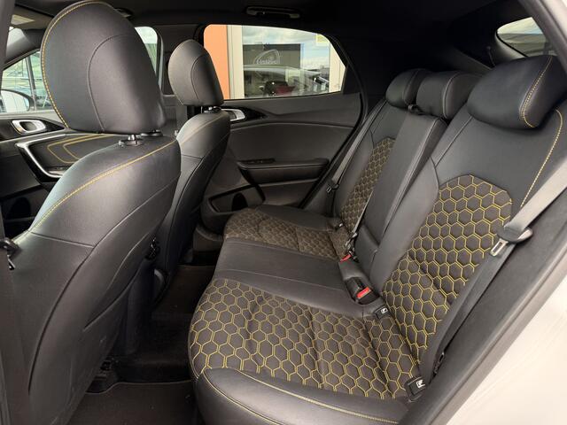 KIA Xceed 1.6 T-GDi ExecutiveLine | DESIGN PACK | Pano | ACC | Memory | Stoel/Stuurverwarming | JBL | Achteruitrijcamera | Afn. Trekhaak |