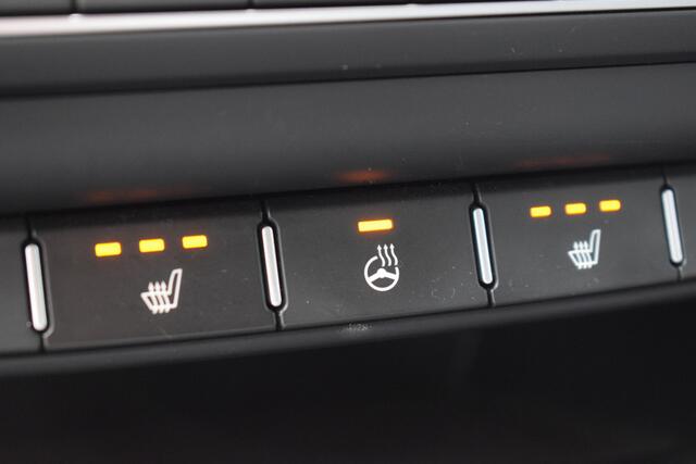 KIA Xceed 1.6 GDi PHEV DynamicPlusLine Automaat | Trekhaak | Stoel- & Stuurverwarming | Adaptieve Cruise Control | Tot 10Jr. Kia-Garantie |