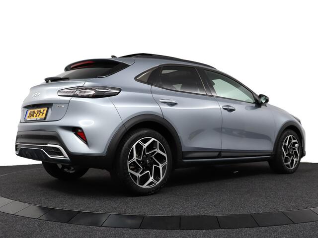 KIA Xceed 1.5 T-GDi GT-Line - Automaat - Kantel / Schuifdak - Apple Carplay / Android Auto - Navigatie - ACC - Climate Control - Stoel / Stuurwielverwarming