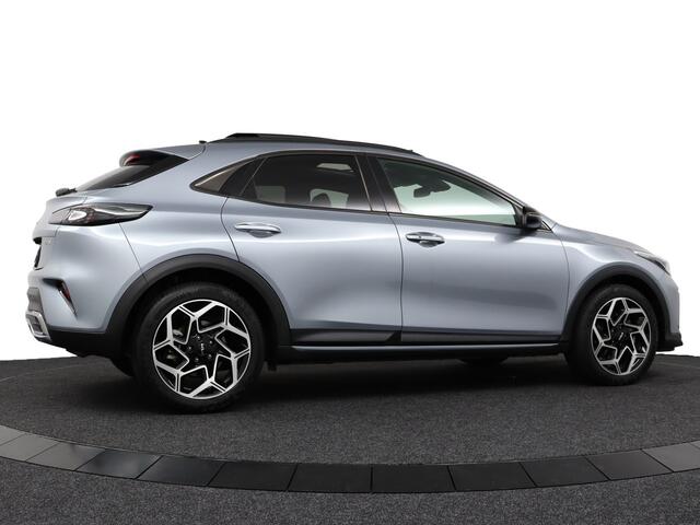 KIA Xceed 1.5 T-GDi GT-Line - Automaat - Kantel / Schuifdak - Apple Carplay / Android Auto - Navigatie - ACC - Climate Control - Stoel / Stuurwielverwarming