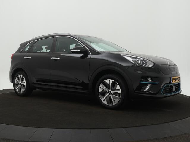 KIA e-Niro DynamicLine 64 kWh 3 Fase * Subsidie voor deze auto beschikbaar * - Cruise Control - Navigatie - Bluetooth telefonie - Fabrieksgarantie tot 04-2029
