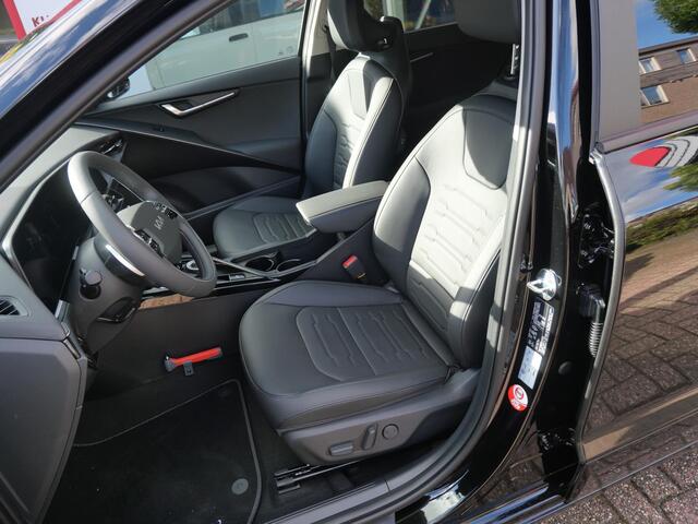 KIA e-Niro EV Edition Advanced 64.8 kWh | LED | Elek. bestuurdersstoel | Adapt. Cruise | Stoel-/stuurverwarming | Subsidie ¤ 2.000,-