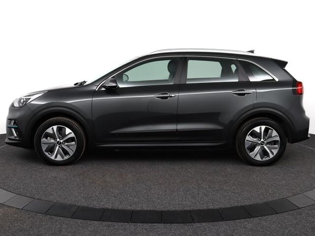 KIA e-Niro DynamicLine 64 kWh 3 Fase - Apple CarPlay/Android Auto - Achteruitrijcamera - Adaptieve Cruise Control - Navigatie - Climate Control Fabrieksgarantie tot 05-2029